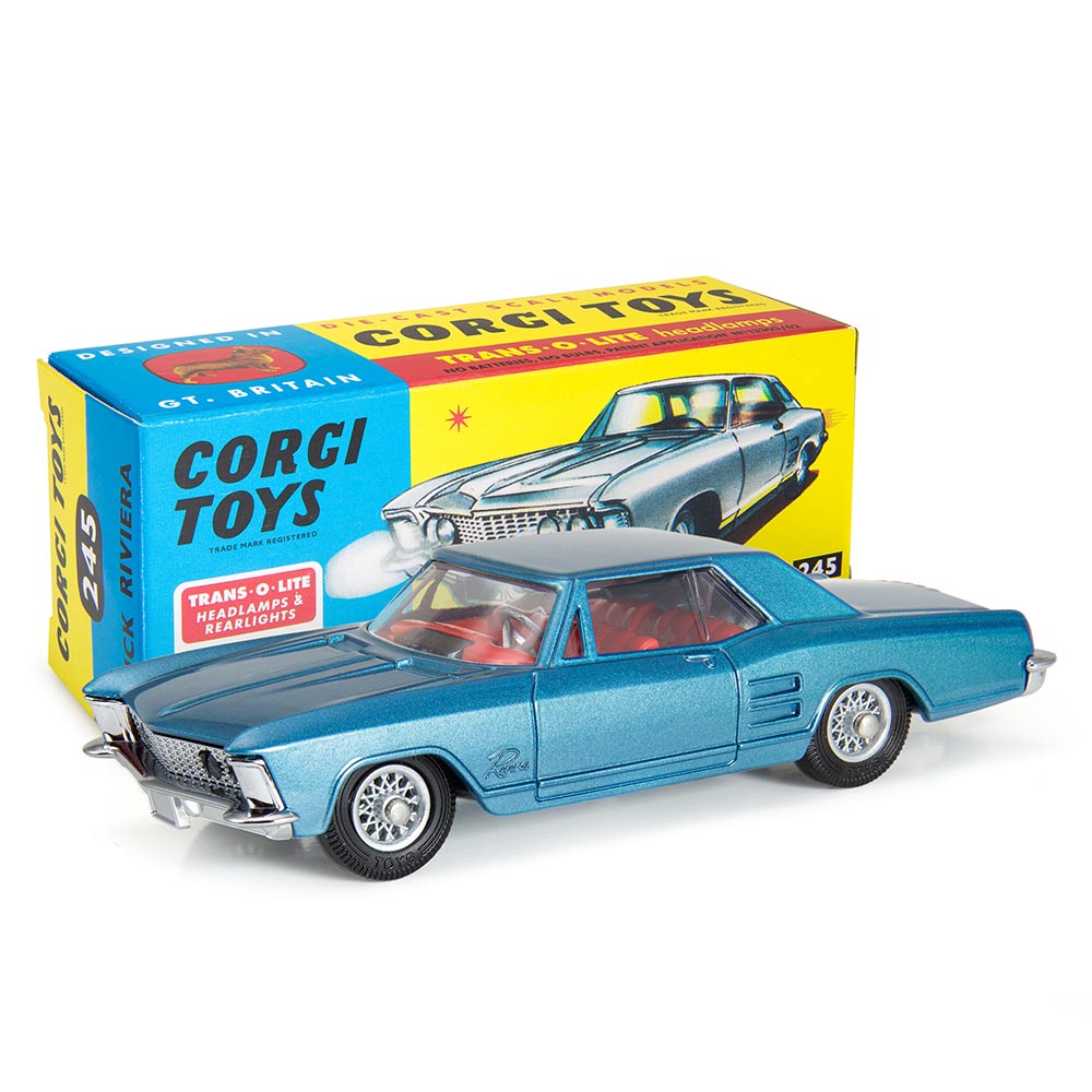 Corgi Model Club Membership BUI001 (SAVE 25%-40% WITH