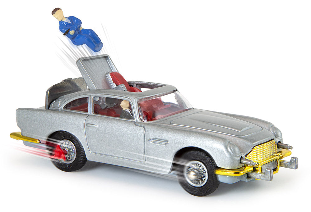 James Bond's Aston Martin DB5 (270) – Corgi Model Club USA