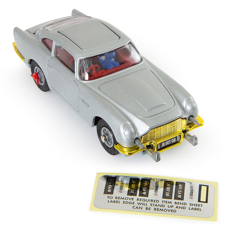Ghia 5000 Mangusta with De Tomaso Chassis (271) – Corgi Model Club USA