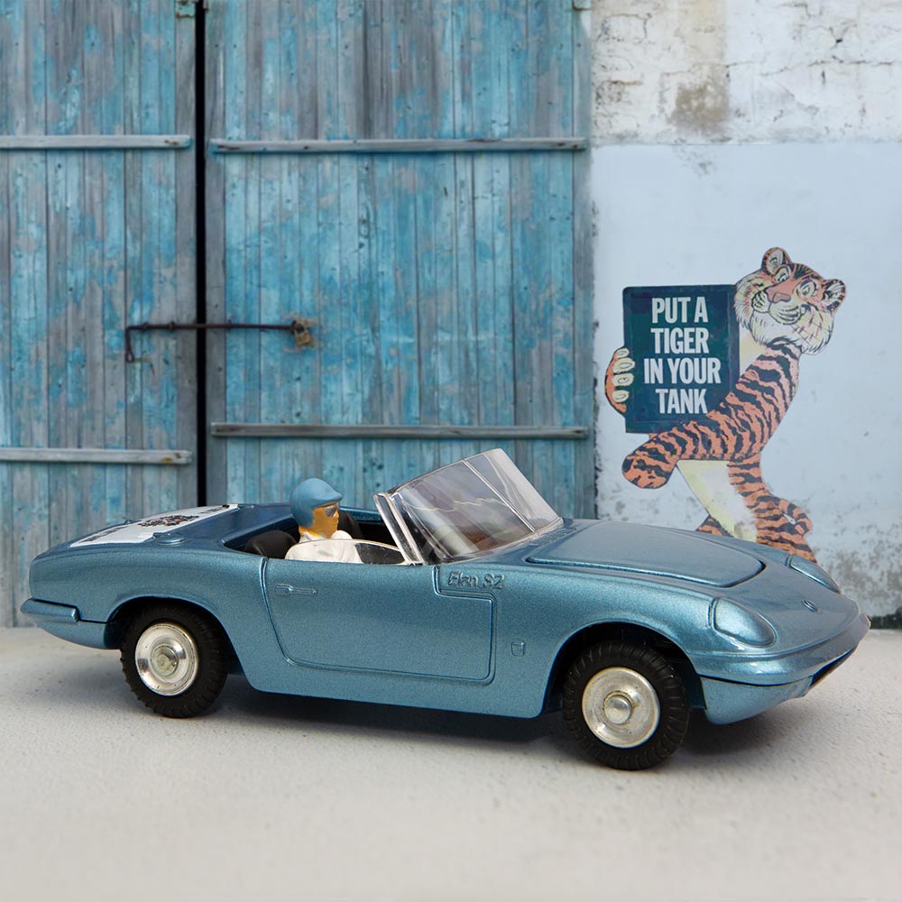 CORGI TOYS 318「LOTUS ELAN S2」 Lotus Elan S2 (318) – Corgi Model Club USA